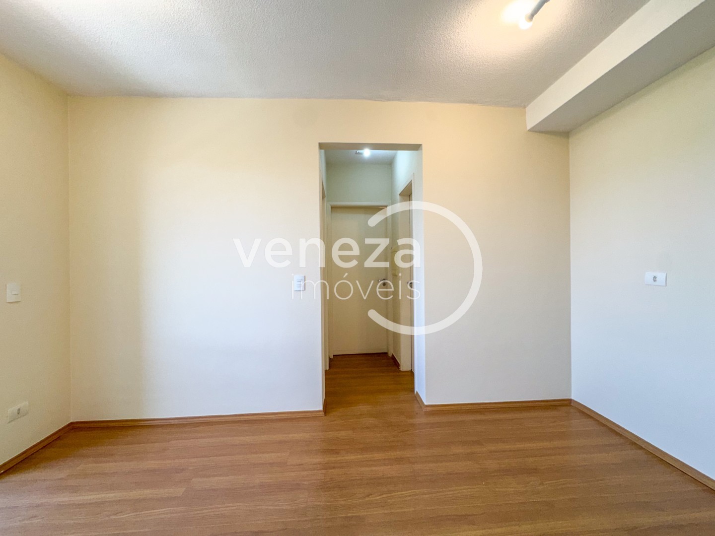 Apartamento para locação no bairro Jardim Morumbi de Londrina - Foto 7