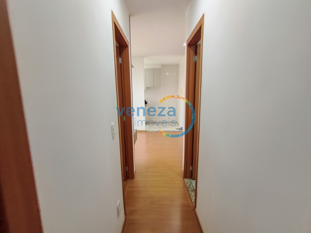 Apartamento para locação no bairro Gleba Palhano de Londrina com 45m<sup>2</sup> útil, 2 quartos, 1 vaga de garagem