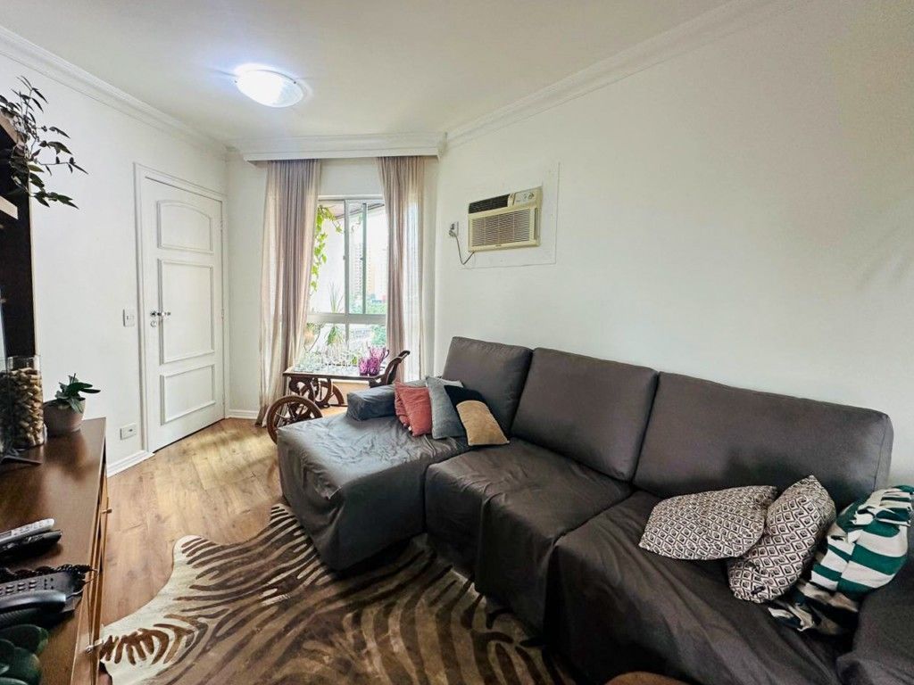 Apartamento para venda no Centro em Londrina com 161m² por R$ 450.000,00