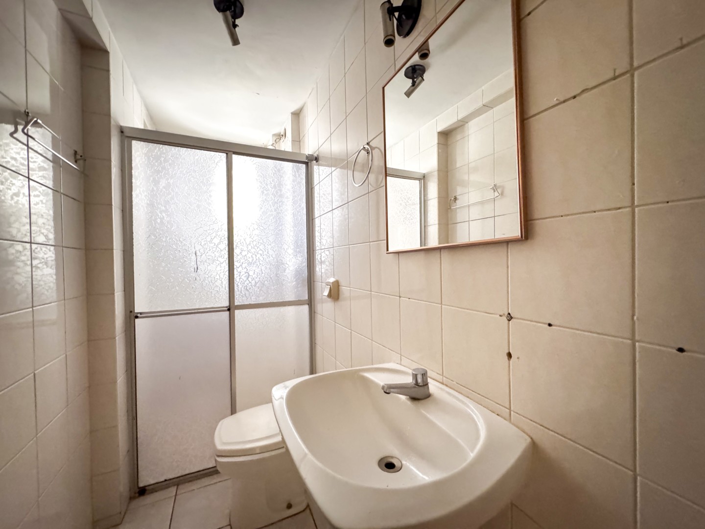 Apartamento para locação no bairro Vila Ipiranga de Londrina - Foto 15