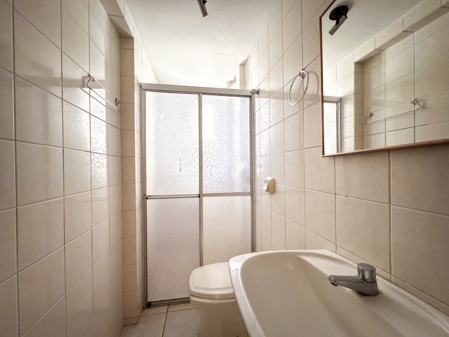 Apartamento para locação no bairro Vila Ipiranga de Londrina - Foto 16