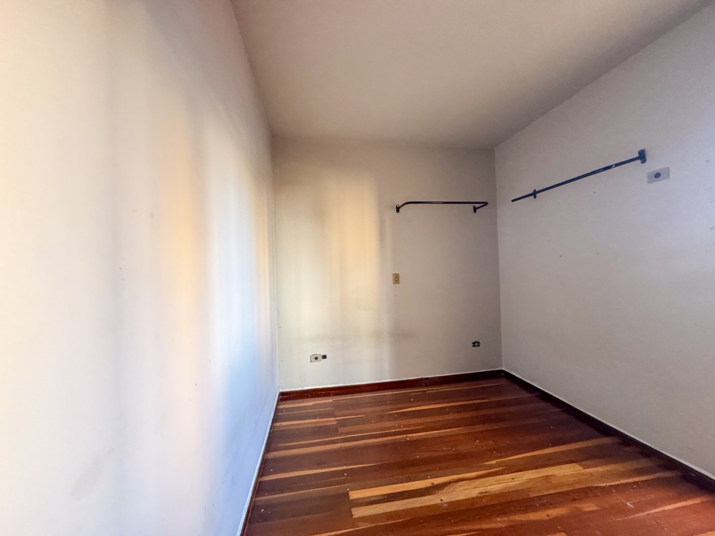 Apartamento para locação no bairro Vila Ipiranga de Londrina - Foto 19