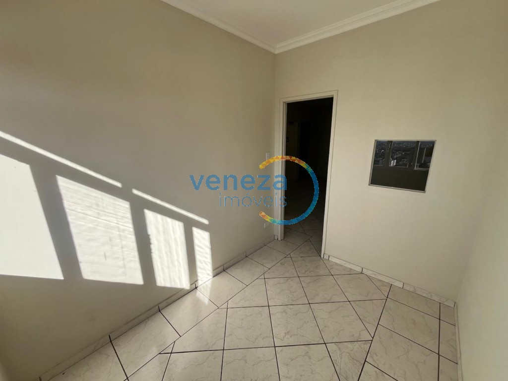 Sala para venda no Centro em Londrina com 83m² por R$ 220.000,00