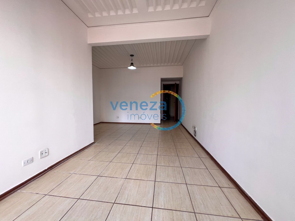 Apartamento para venda no Centro em Londrina com 135m² por R$ 385.000,00
