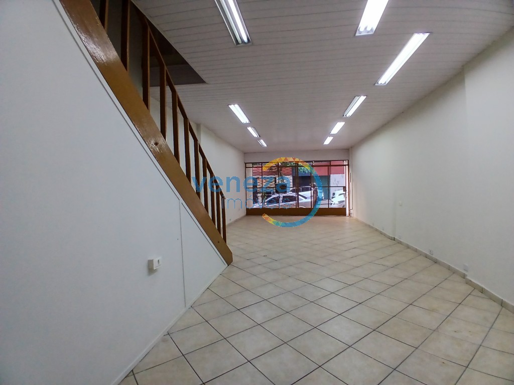 Salão-loja à venda no bairro Centro de Londrina com 70m<sup>2</sup> útil