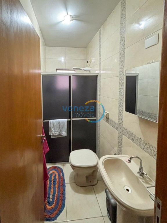 Casa Residencial para venda no Aragarca em Londrina com 85m² por R$ 380.000,00