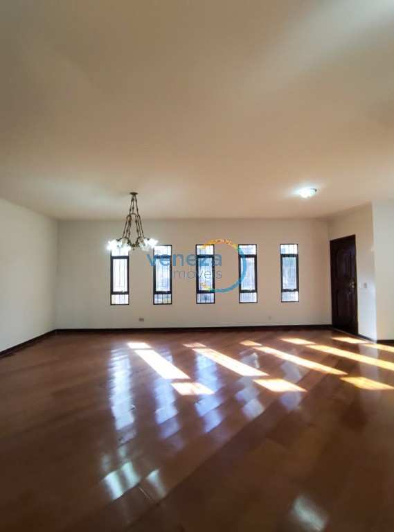 Casa Residencial para venda no Itamarati em Londrina com 265m² por R$ 950.000,00