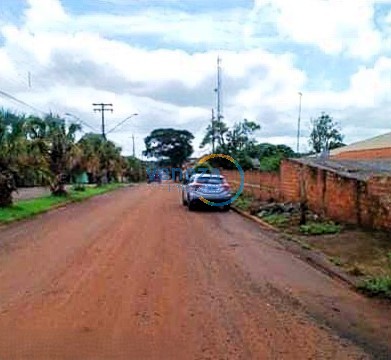 Chácara-imóvel-rural à venda no bairro Guaravera de Londrina com 120m<sup>2</sup> útil