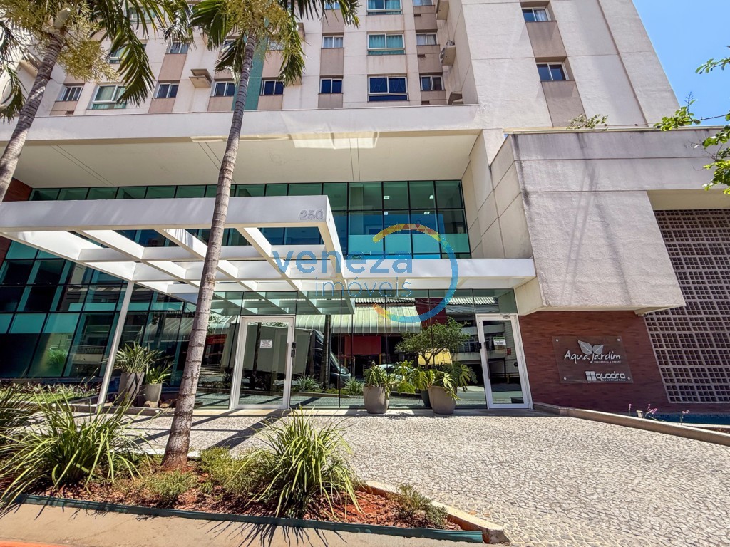 Apartamento para locacao no Centro em Londrina com 115,62m² por R$ 3.250,00