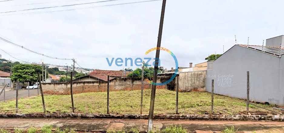 Terreno à venda no bairro Alpes II de Londrina com 380m<sup>2</sup> total