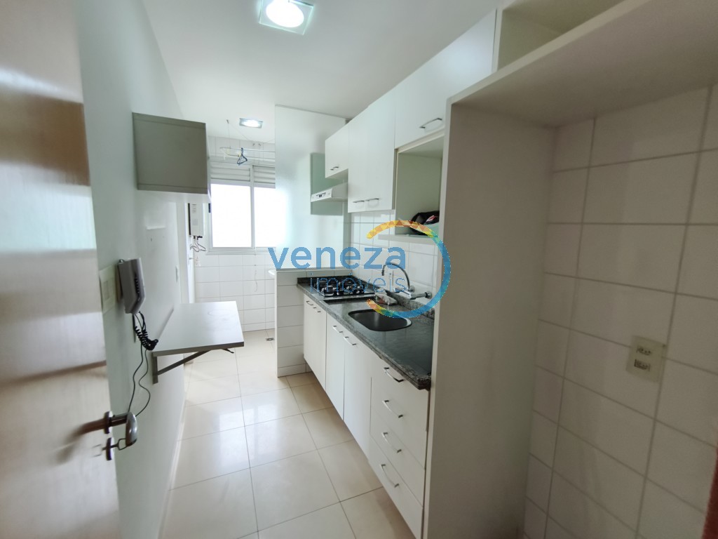 Apartamento para locação no bairro Gleba Palhano de Londrina com 69m<sup>2</sup> útil, 3 quartos, 1 vaga de garagem