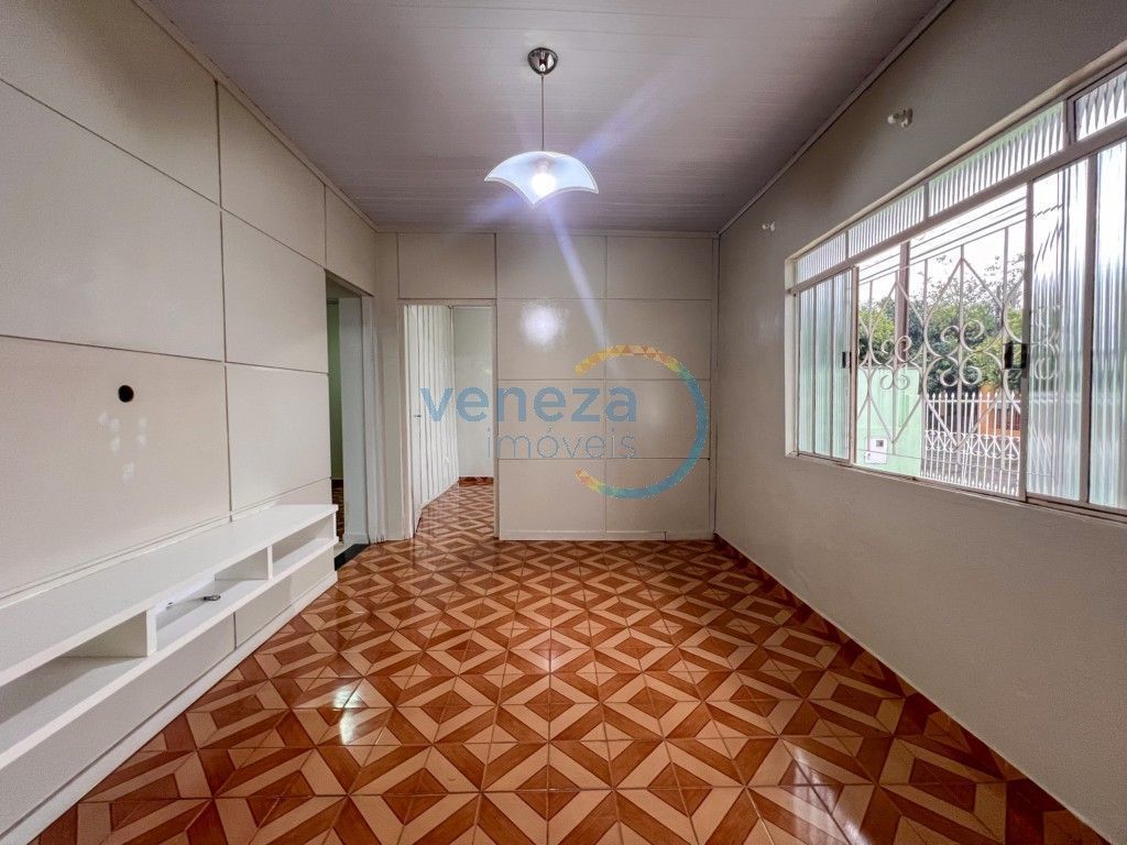 Casa Residencial para venda no Oriente em Londrina com 260m² por R$ 390.000,00