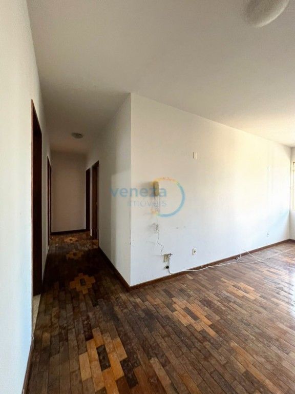 Apartamento para venda no Centro em Londrina com 112m² por R$ 285.000,00