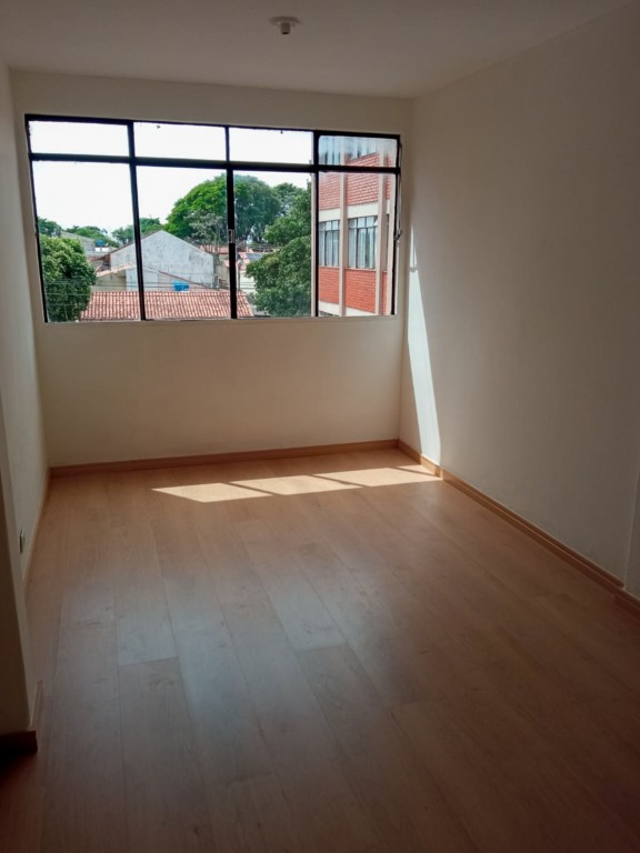 Apartamento para venda no Conjunto Cafe em Londrina com 77,49m² por R$ 200.000,00