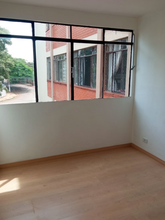 Apartamento para venda no Conjunto Cafe em Londrina com 77,49m² por R$ 200.000,00