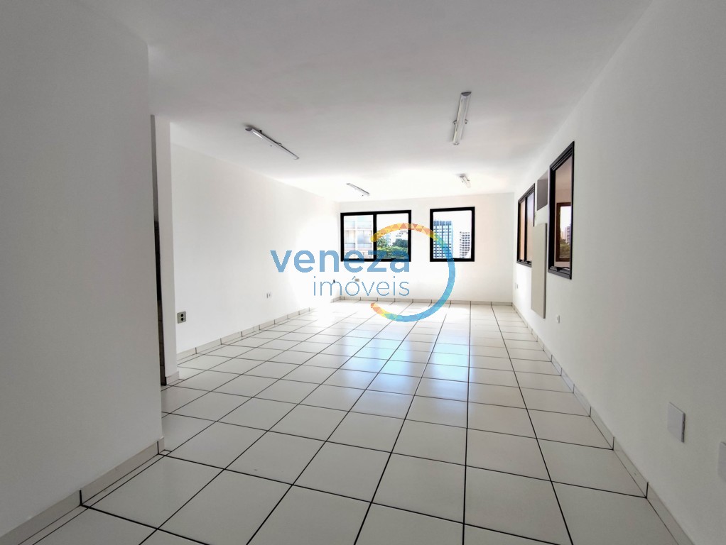 Sala para locacao no Centro em Londrina com 83m² por R$ 875,00