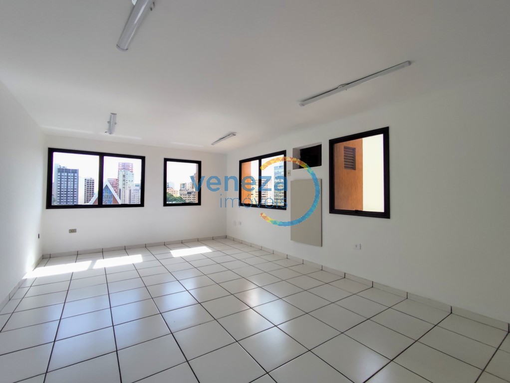 Sala para locacao no Centro em Londrina com 83m² por R$ 875,00