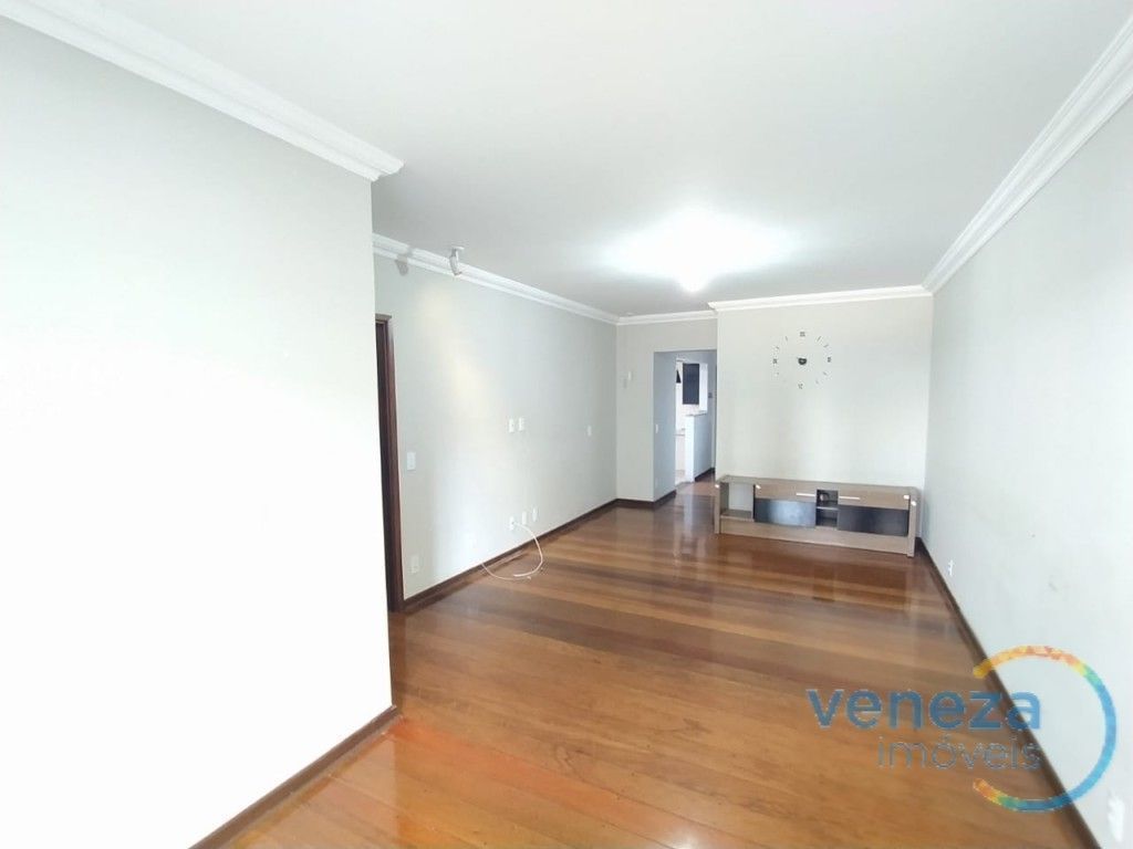 Apartamento para venda no Centro em Londrina com 176,35m² por R$ 400.000,00