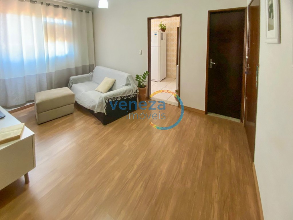 Apartamento para venda no Centro em Londrina com 96m² por R$ 270.000,00