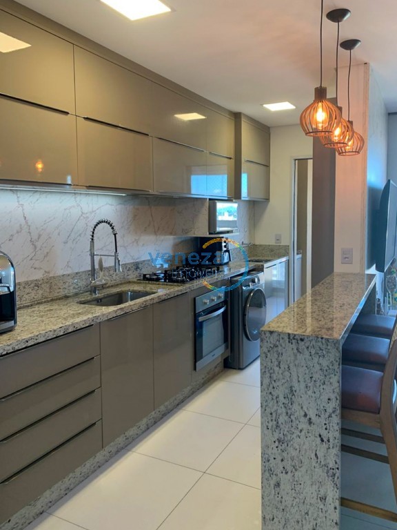 Apartamento para venda no Itacolomi em Picarras com 94m² por R$ 1.390.000,00