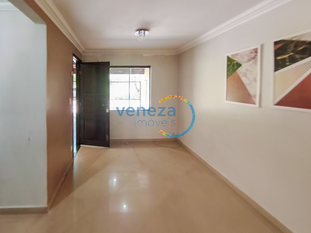 Casa Residencial para locação no bairro Imagawa de Londrina com 103.08m<sup>2</sup> útil, 3 quartos, 2 vagas de garagem