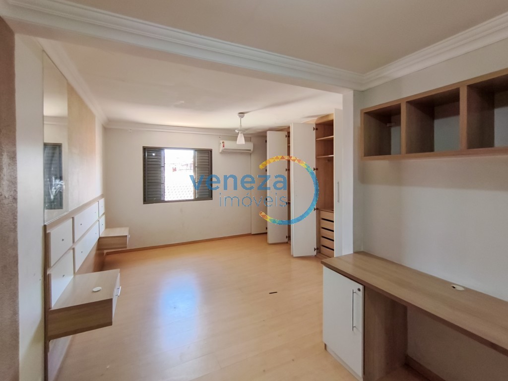 Casa Residencial para locação no bairro Imagawa de Londrina com 103.08m<sup>2</sup> útil, 3 quartos, 2 vagas de garagem