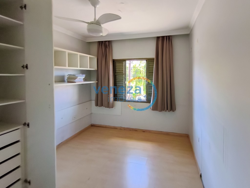 Casa Residencial para locação no bairro Imagawa de Londrina com 103.08m<sup>2</sup> útil, 3 quartos, 2 vagas de garagem