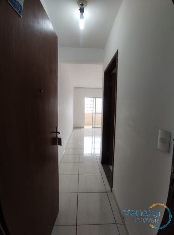 Apartamento para venda no Centro em Londrina com 66,09m² por R$ 207.000,00