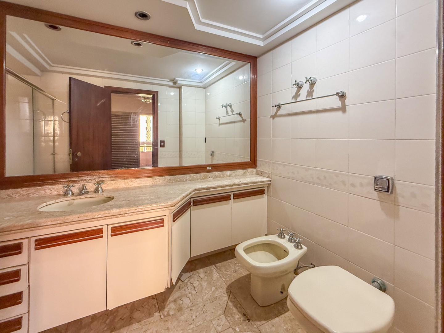 Apartamento para locação no bairro Centro de Londrina - Foto 9