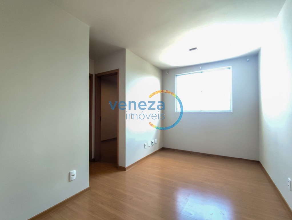 Apartamento para venda no Boulevard em Londrina com 81m² por R$ 210.000,00
