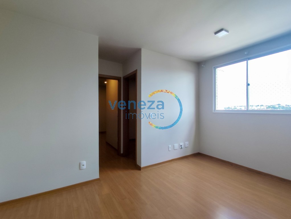 Apartamento para venda no Boulevard em Londrina com 81m² por R$ 210.000,00