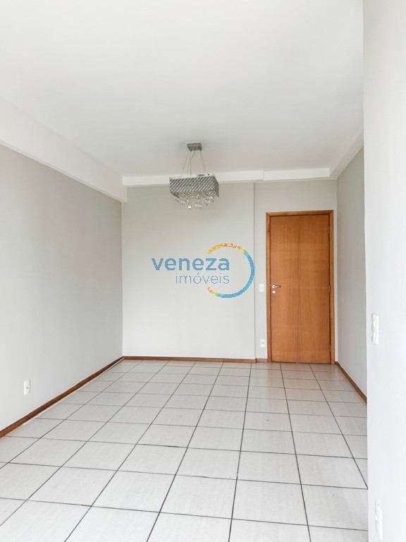 Apartamento para venda no Aurora em Londrina com 91,8m² por R$ 449.000,00