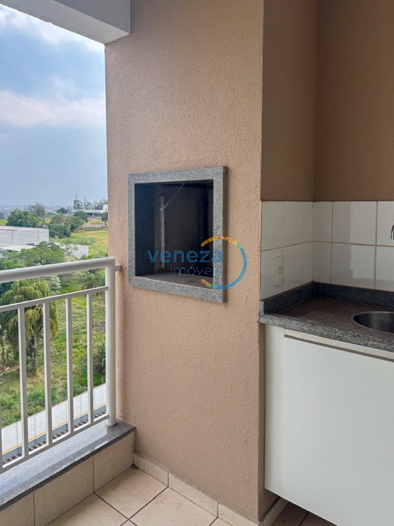 Apartamento à venda no bairro Aurora de Londrina com 69.89m<sup>2</sup> útil, 3 quartos, 2 vagas de garagem