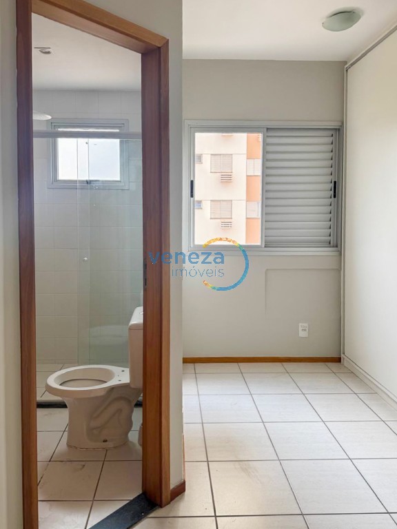 Apartamento à venda no bairro Aurora de Londrina com 69.89m<sup>2</sup> útil, 3 quartos, 2 vagas de garagem