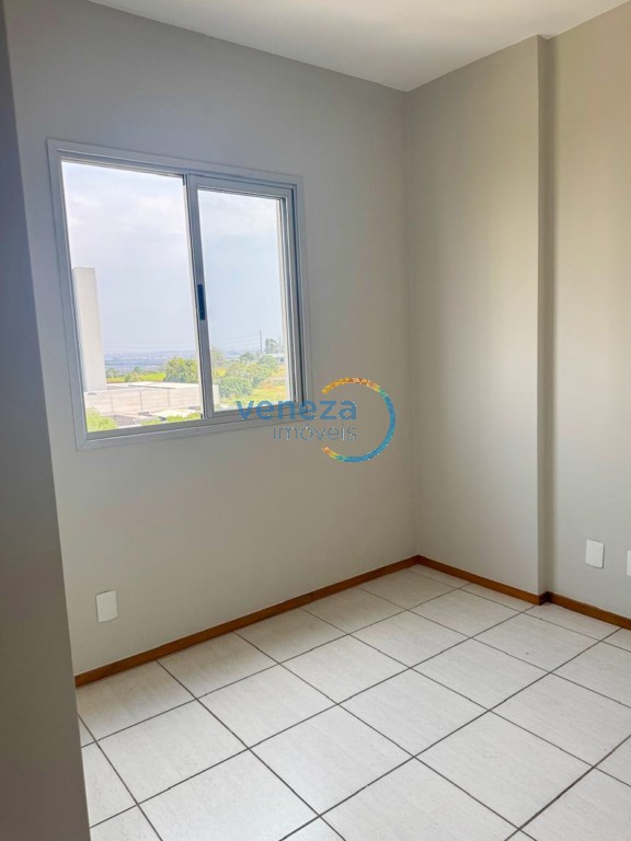 Apartamento à venda no bairro Aurora de Londrina com 69.89m<sup>2</sup> útil, 3 quartos, 2 vagas de garagem