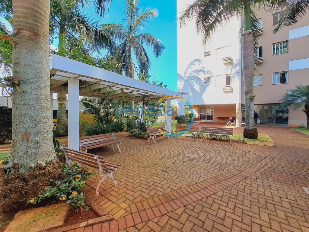 Apartamento à venda no bairro Aurora de Londrina com 69.89m<sup>2</sup> útil, 3 quartos, 2 vagas de garagem