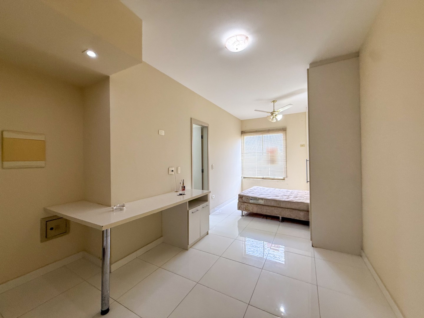 Apartamento para locação no bairro Centro de Londrina - Foto 4