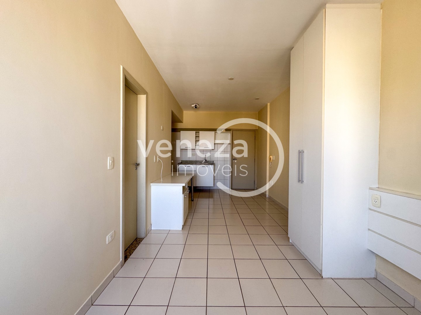 Apartamento para alugar em Centro, Londrina — Portal Chave Fácil