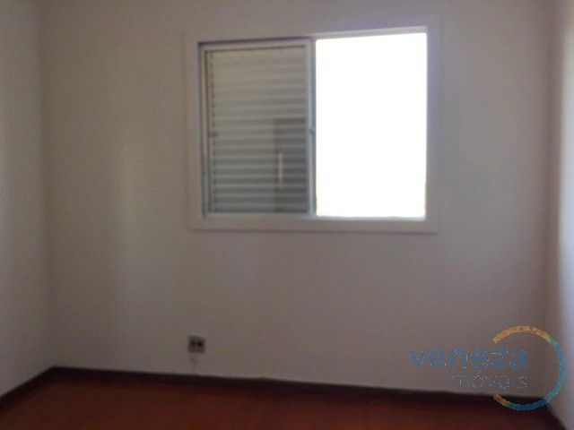 Apartamento para venda no Centro em Londrina com 119,35m² por R$ 375.000,00