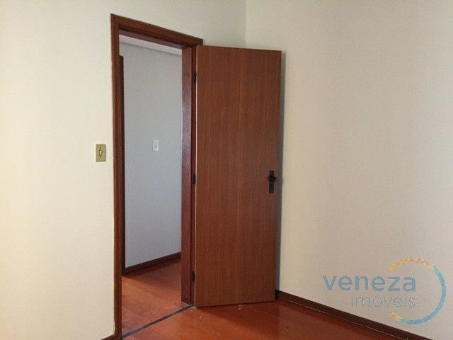 Apartamento para venda no Centro em Londrina com 119,35m² por R$ 375.000,00