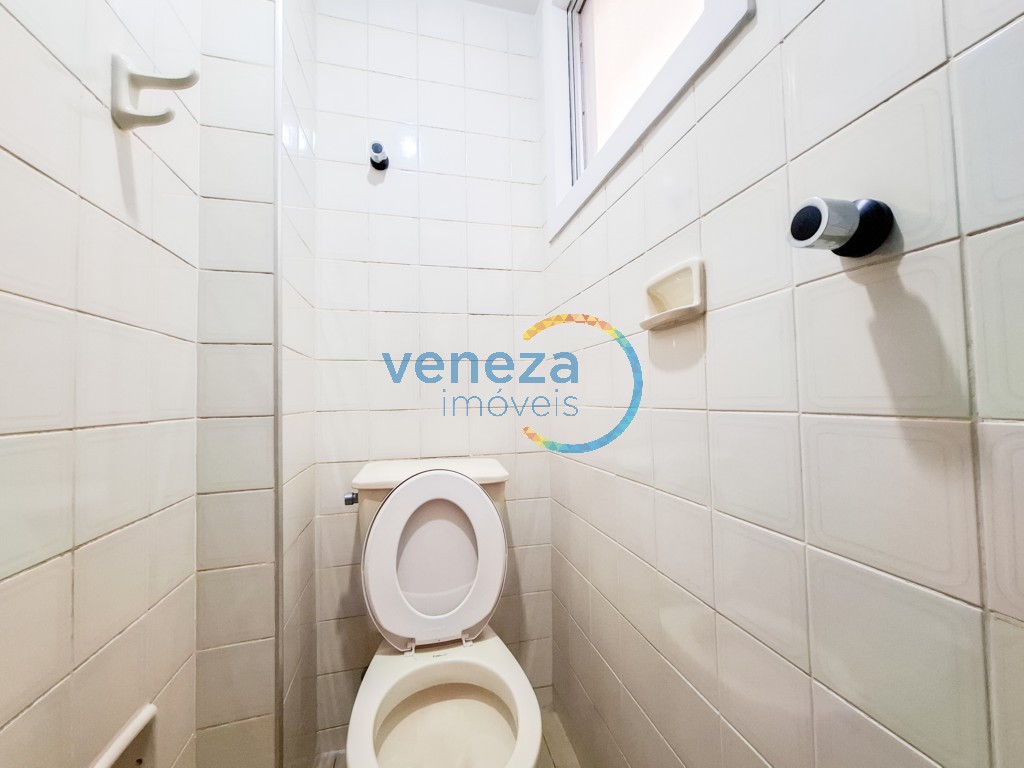 Apartamento à venda no bairro Centro de Londrina com 87.05m<sup>2</sup> útil, 3 quartos, 1 vaga de garagem
