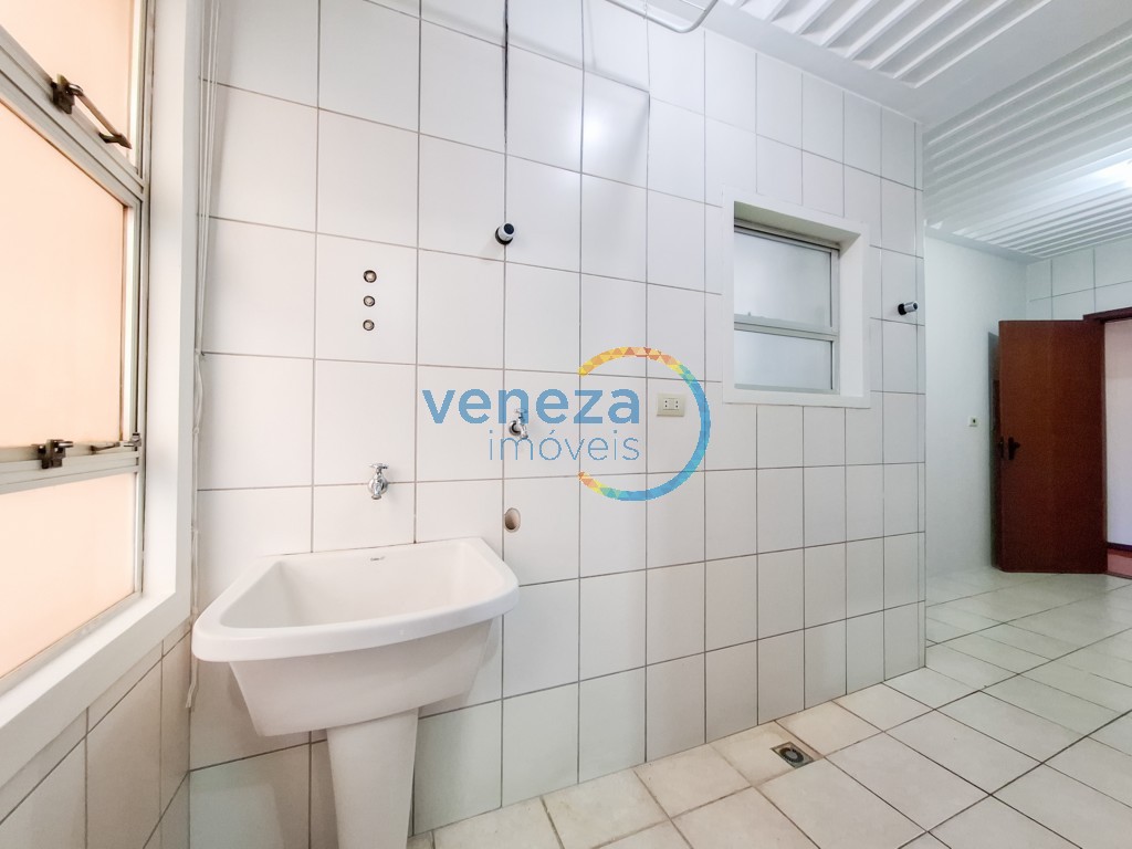 Apartamento à venda no bairro Centro de Londrina com 87.05m<sup>2</sup> útil, 3 quartos, 1 vaga de garagem