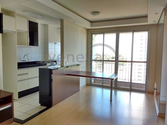Apartamento para venda no Aurora em Londrina com 83,52m² por R$ 420.000,00