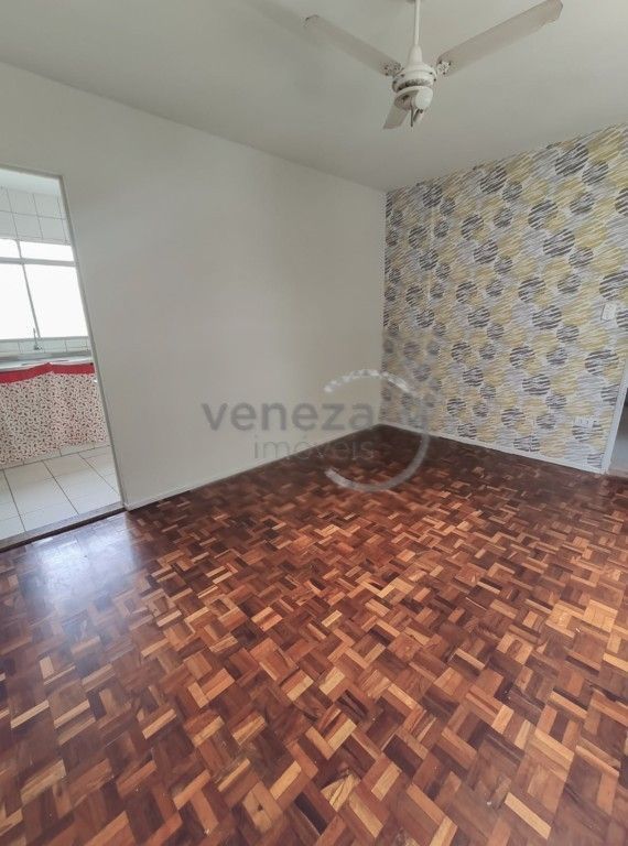 Apartamento para venda no Agua Verde em Londrina com 56,48m² por R$ 180.000,00
