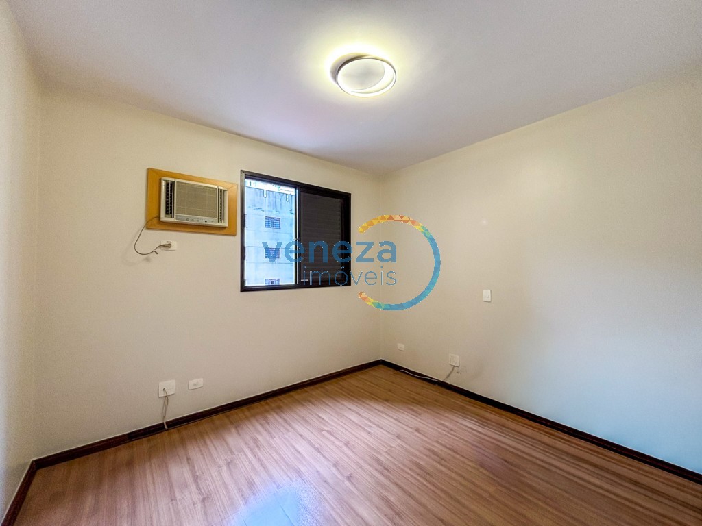 Apartamento à venda no bairro Centro de Londrina com 157.63m<sup>2</sup> útil, 3 quartos, 2 vagas de garagem