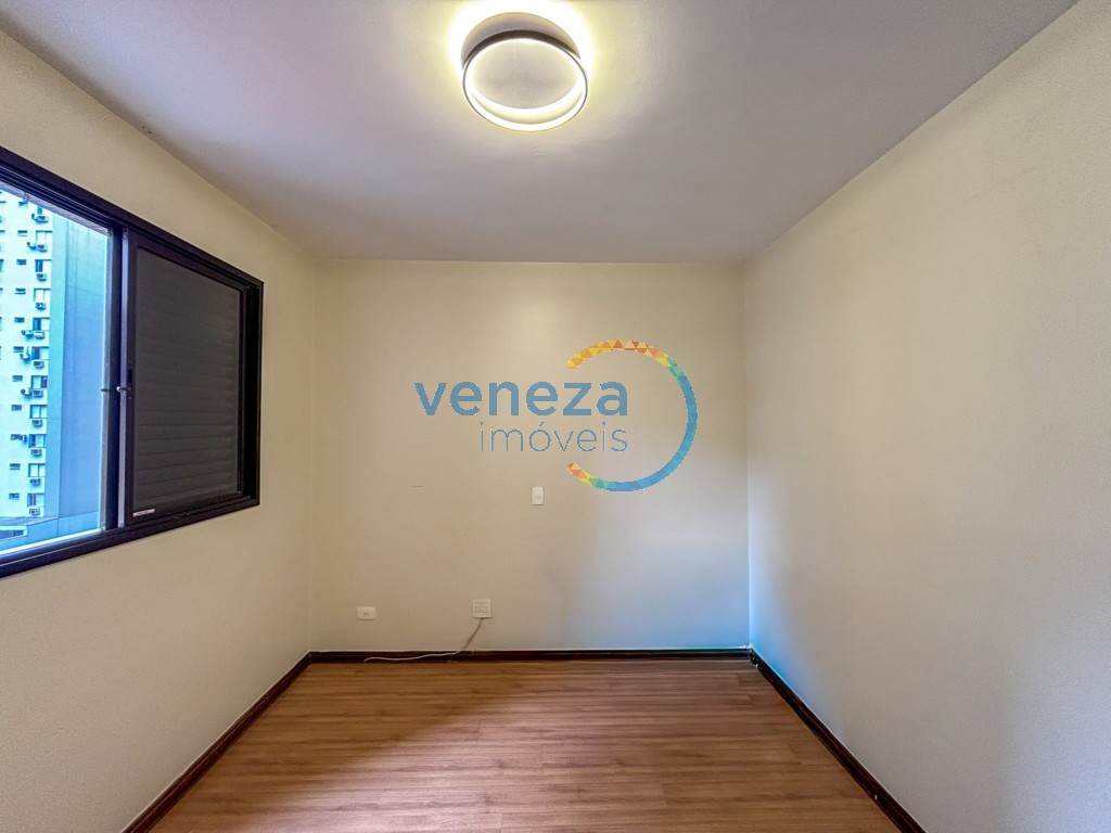 Apartamento à venda no bairro Centro de Londrina com 157.63m<sup>2</sup> útil, 3 quartos, 2 vagas de garagem