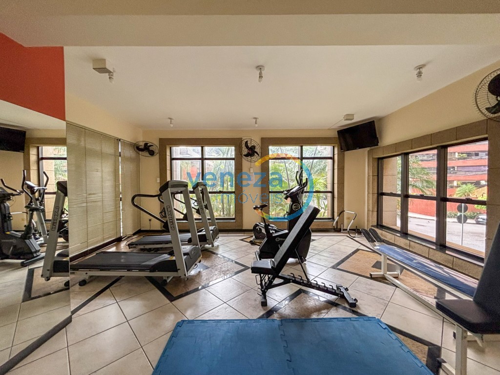 Apartamento à venda no bairro Centro de Londrina com 157.63m<sup>2</sup> útil, 3 quartos, 2 vagas de garagem