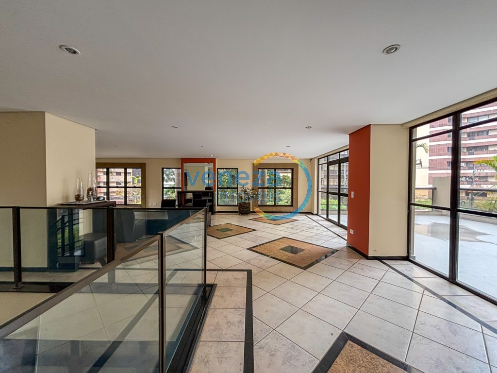 Apartamento à venda no bairro Centro de Londrina com 157.63m<sup>2</sup> útil, 3 quartos, 2 vagas de garagem