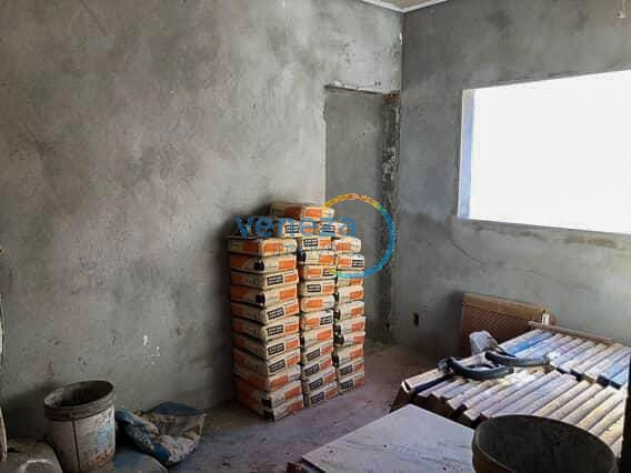 Casa Residencial à venda no bairro Planalto de Londrina com 102.15m<sup>2</sup> útil, 3 quartos, 2 vagas de garagem