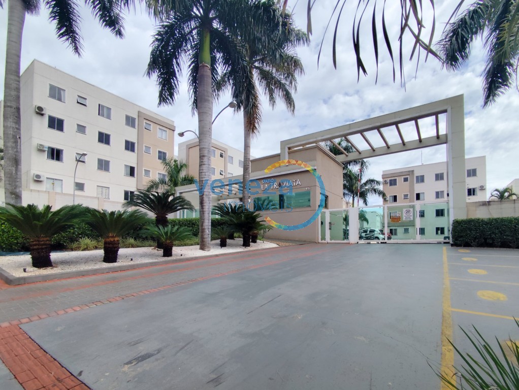 Apartamento para venda no Gleba Esperanca em Londrina com 70m² por R$ 200.000,00